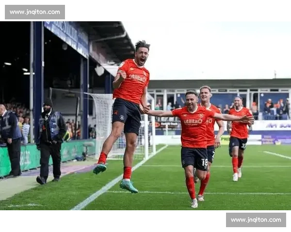 红牌破局！亚泰 2-2 遭绝平，保级路再陷泥沼