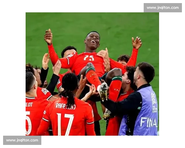 失衡瞬间的致命断球！卡雷拉斯锁死 2 亿天才亚马尔